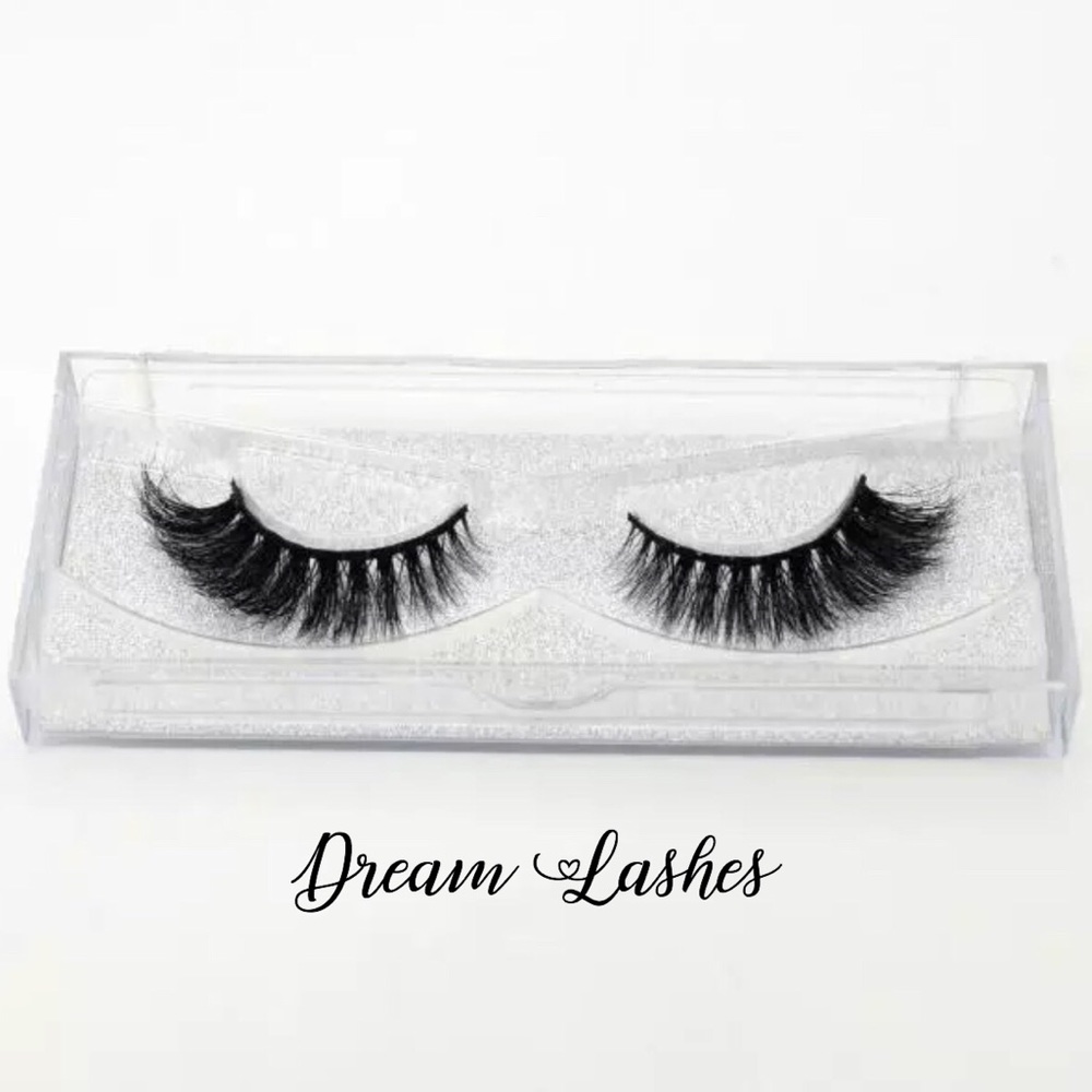 “Dream” Luxury Mink Eyelashes